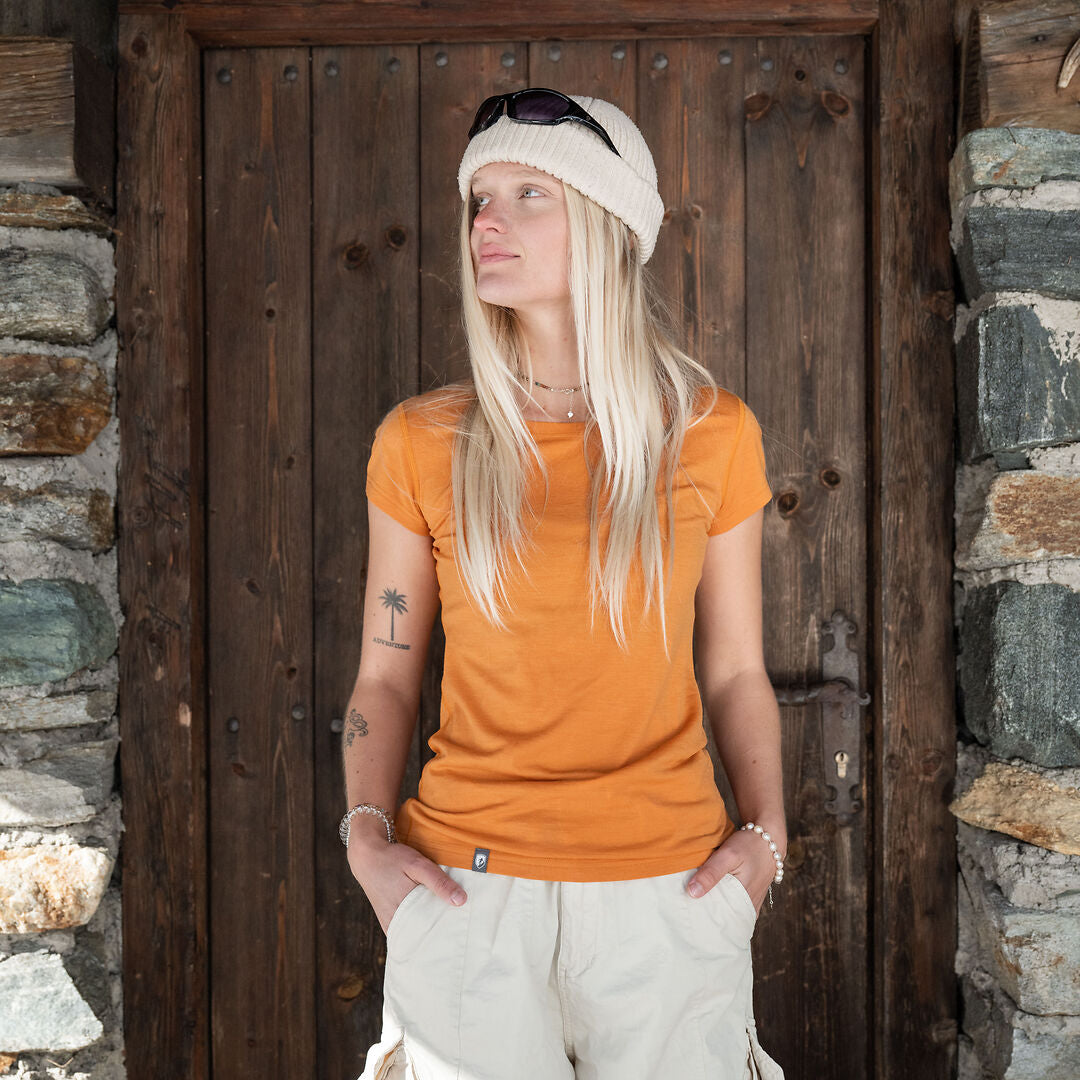 Merino T-Shirt Damen kaufen – 100% Merinowolle, ultraleicht & geruchshemmend | Alpin Loacker