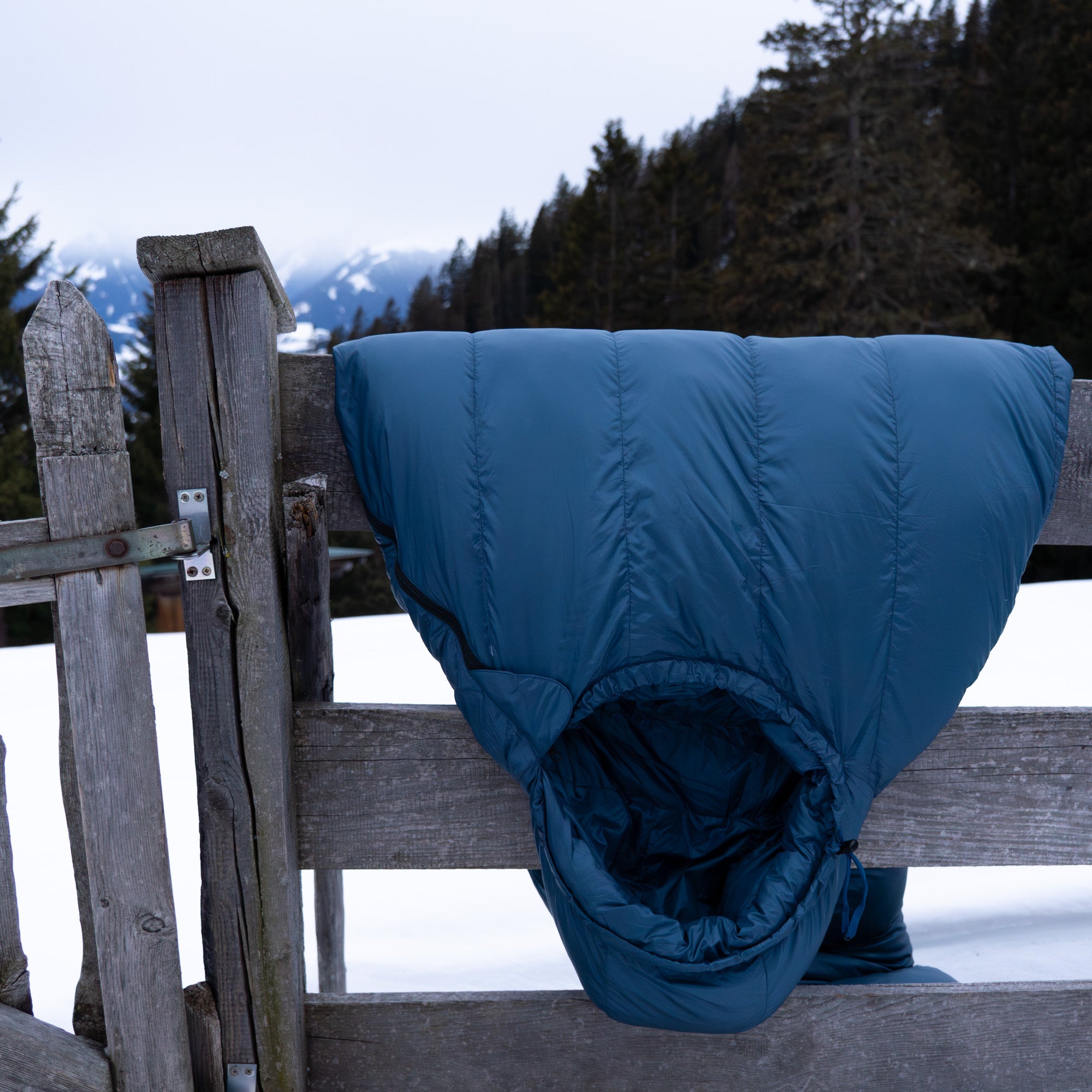 Down Pro 3 Jahreszeiten Schlafsack mit Daunen in ultraleichter Ausführung für Camping und Trekking
