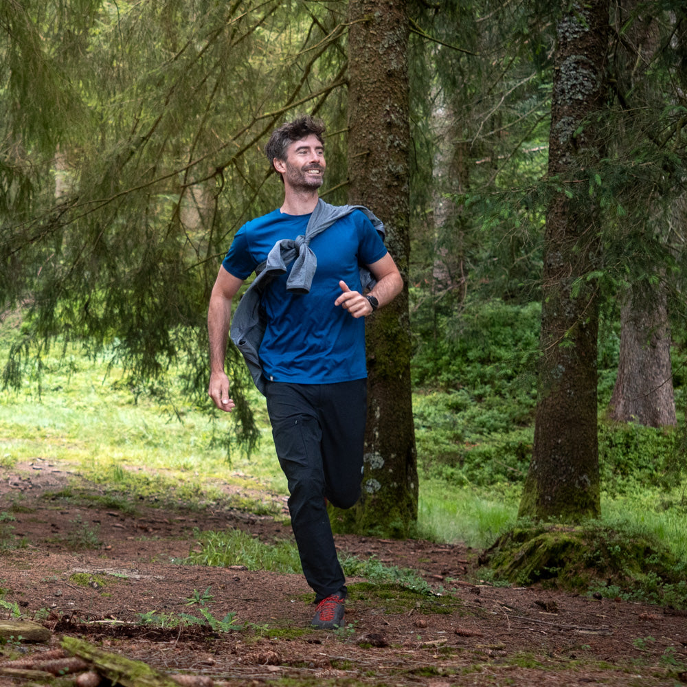 Alpin Loacker Merino T-Shirt Herren 160g/m² ultrafein in grauer Farbe, Detail-Ansicht Produktfoto