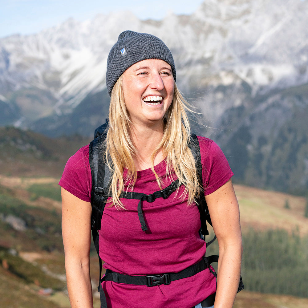 m2, ideal für Outdoor-Aktivitäten durch Komfort und Strapazierfähigkeit der Corespun Merinowolle.